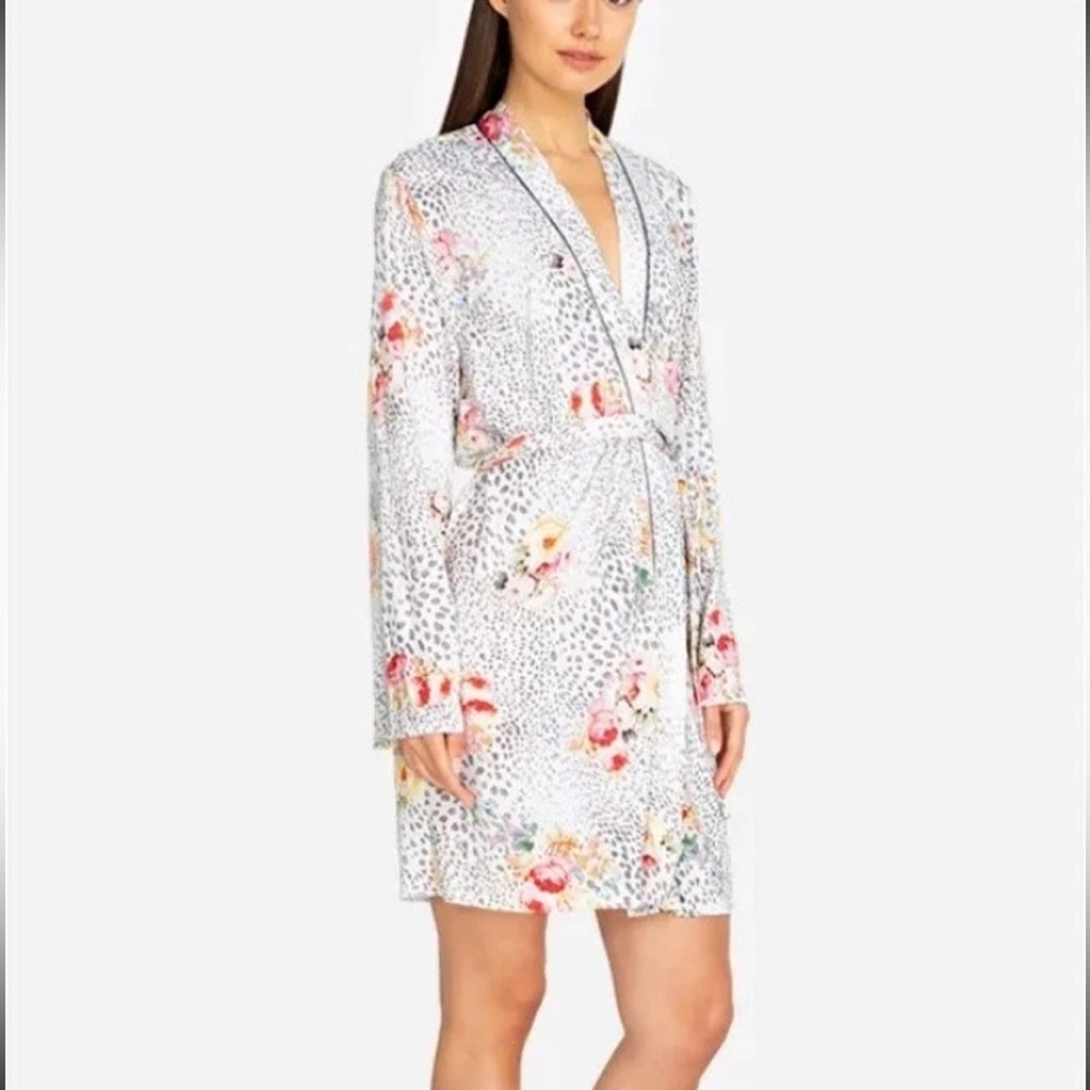 Johnny Was Winery Floral Animal Print Wrap Soft Sleep Robe Size M